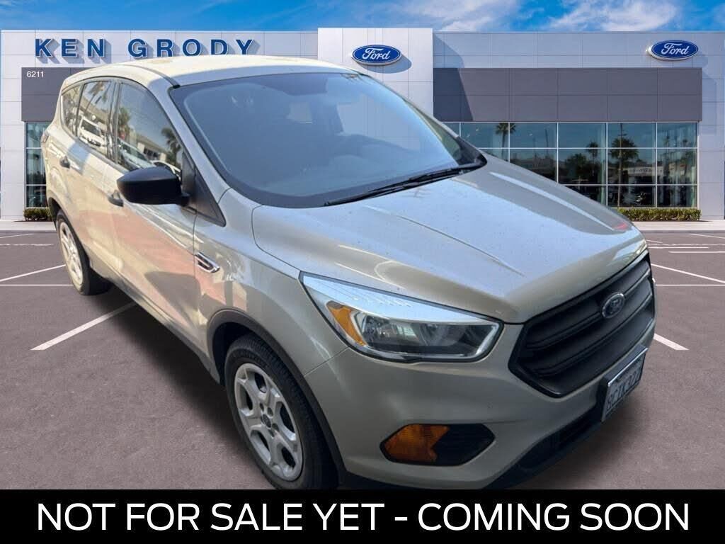 2017 Ford Escape S — photo 1 of 1