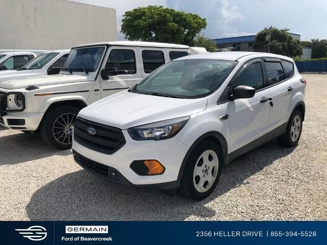 2019 Ford Escape S — photo 1 of 1