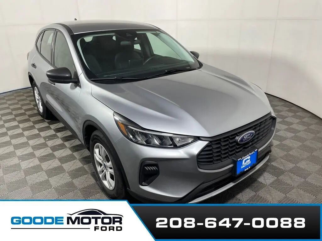 2023 Ford Escape Base — photo 1 of 13