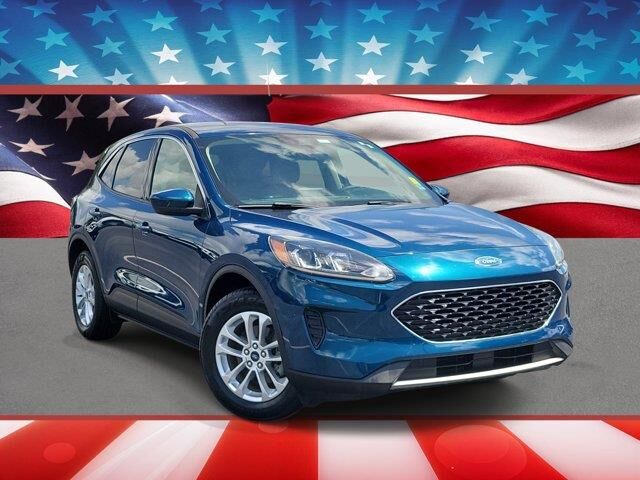 2020 Ford Escape SE — photo 1 of 39