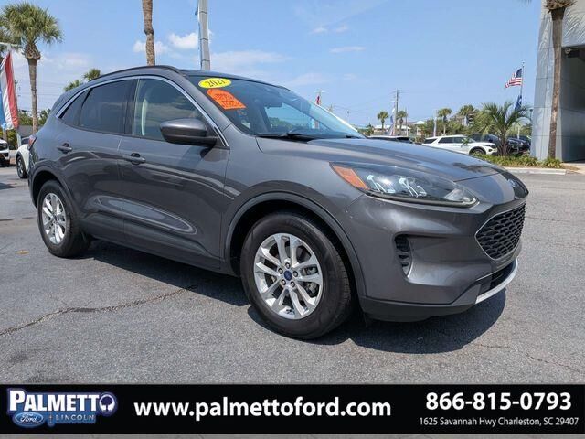 2021 Ford Escape SE — photo 1 of 37