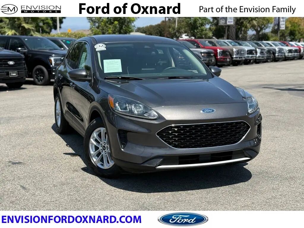 2020 Ford Escape SE — photo 1 of 42