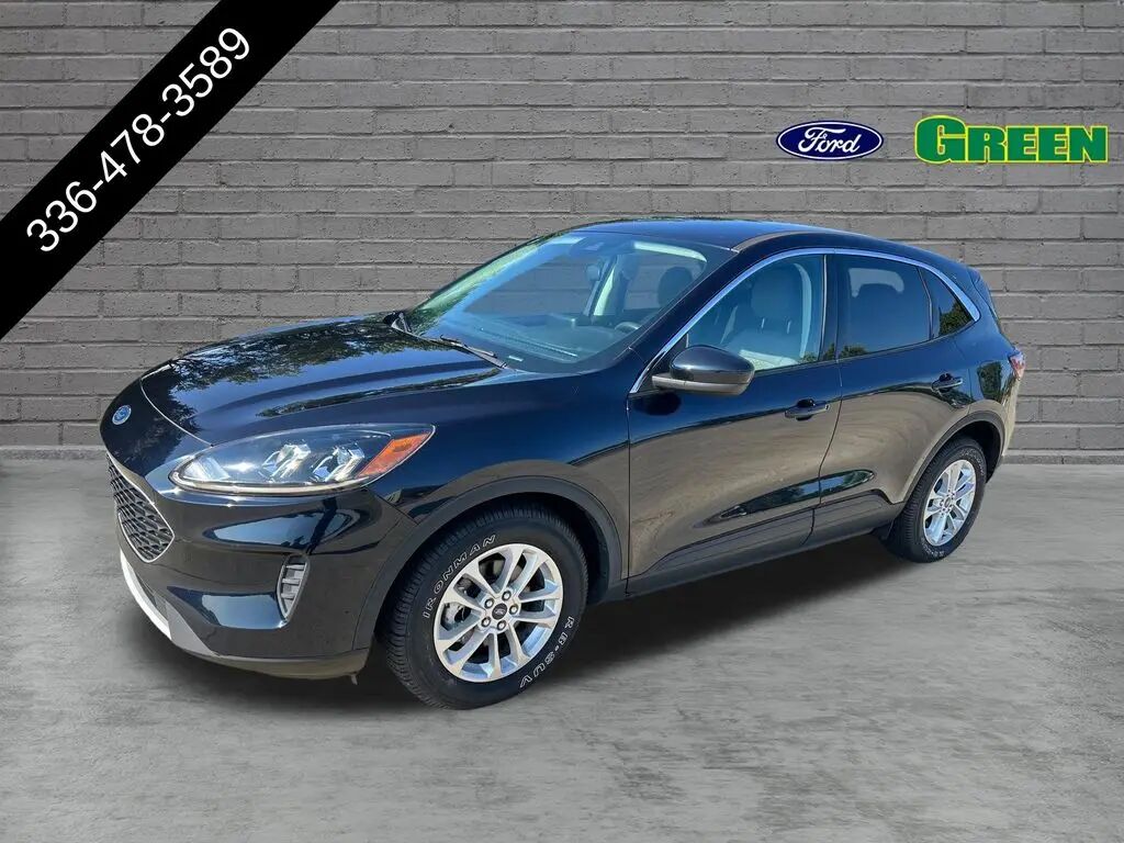 2021 Ford Escape SE — photo 1 of 50
