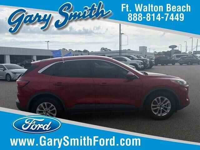 2020 Ford Escape SE — photo 1 of 26
