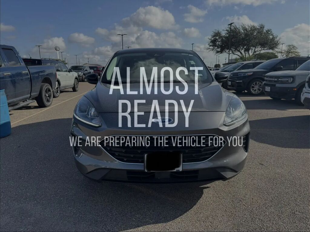 2021 Ford Escape SE — photo 1 of 5