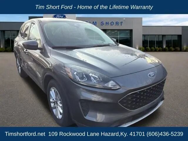 2021 Ford Escape SE — photo 1 of 13