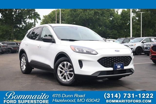 2022 Ford Escape SE — photo 1 of 26