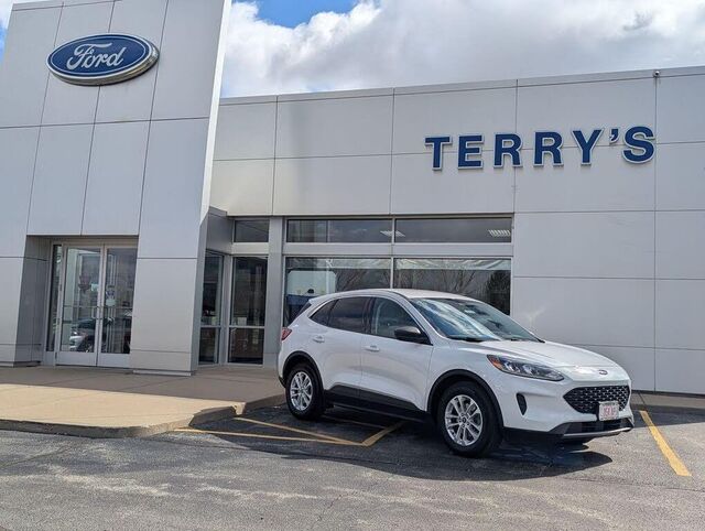 2022 Ford Escape SE — photo 1 of 1
