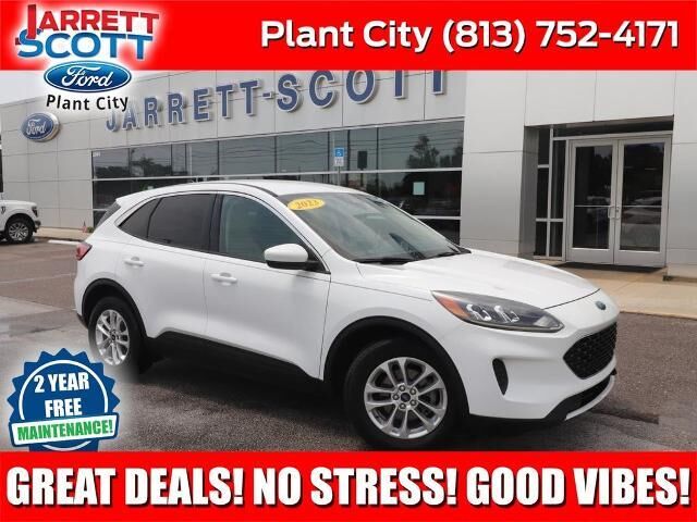 2020 Ford Escape SE