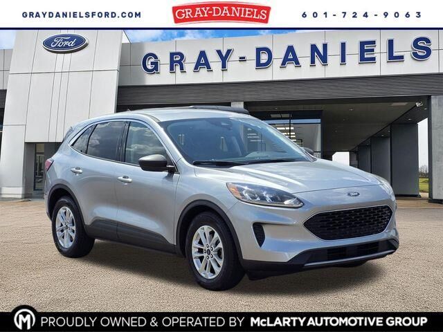 2022 Ford Escape SE — photo 1 of 26