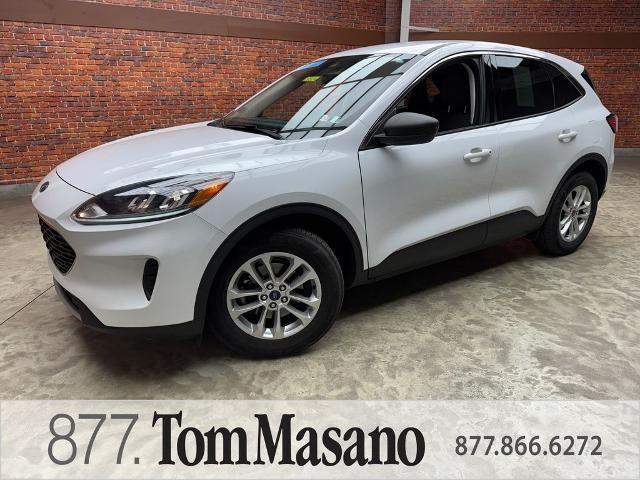 2022 Ford Escape SE — photo 1 of 13