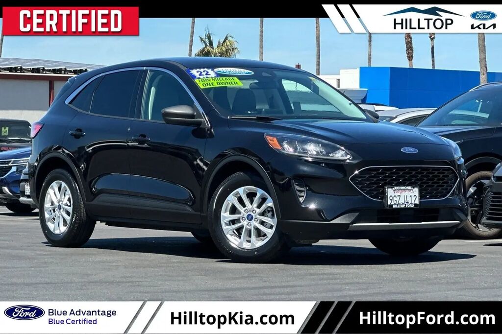 2022 Ford Escape SE — photo 1 of 11