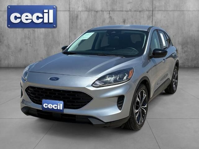 2021 Ford Escape SE — photo 1 of 13