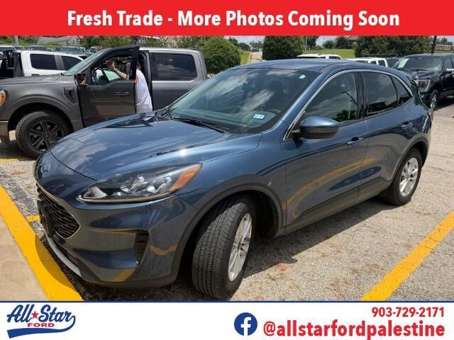 2020 Ford Escape SE — photo 1 of 13