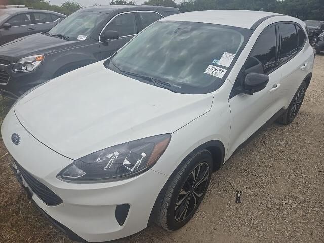 2022 Ford Escape SE — photo 1 of 4