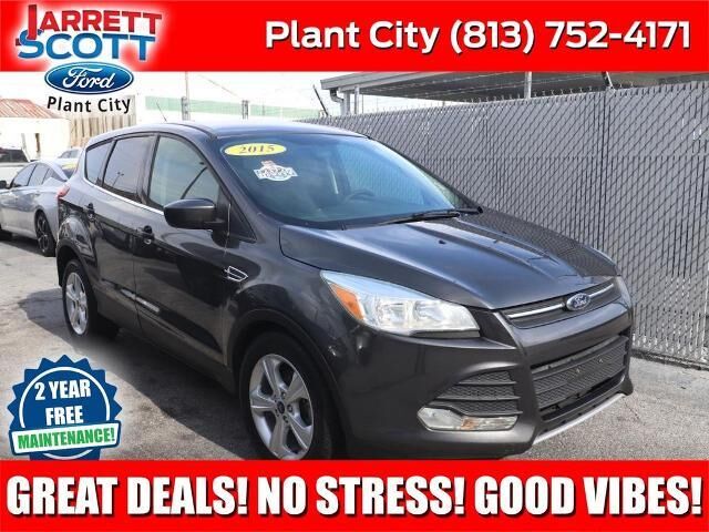 2015 Ford Escape SE — photo 1 of 11
