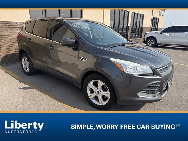 2015 Ford Escape SE — photo 1 of 11