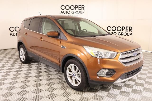 2017 Ford Escape SE — photo 1 of 1