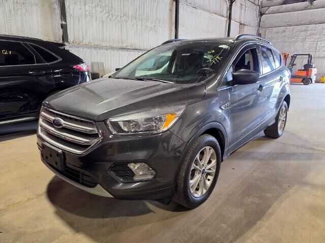 2018 Ford Escape SE — photo 1 of 11