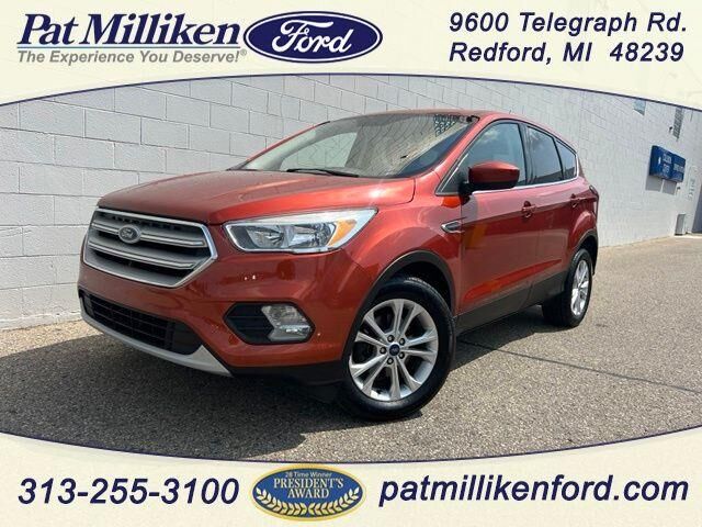 2019 Ford Escape SE — photo 1 of 26