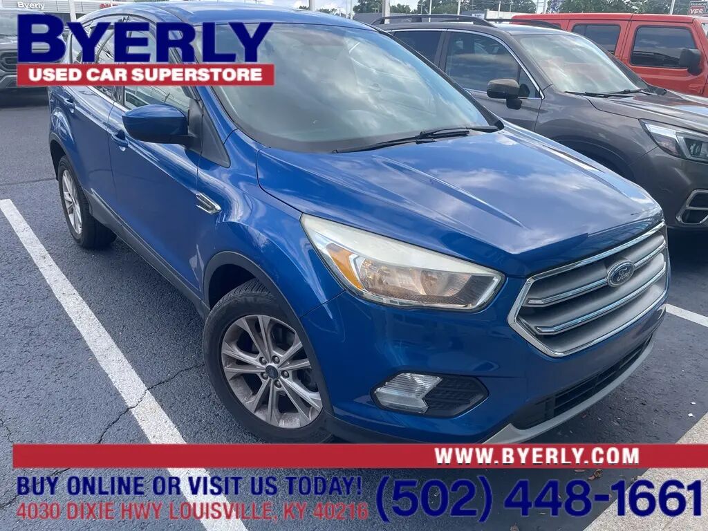 2017 Ford Escape SE — photo 1 of 2