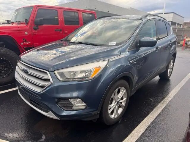 2018 Ford Escape SE — photo 1 of 6