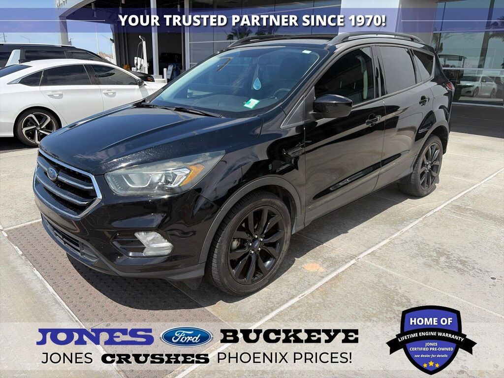 2017 Ford Escape SE — photo 1 of 1