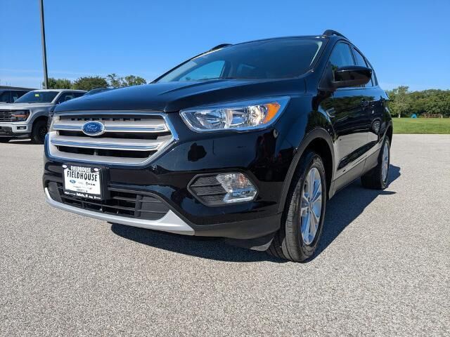 2018 Ford Escape SE — photo 1 of 24