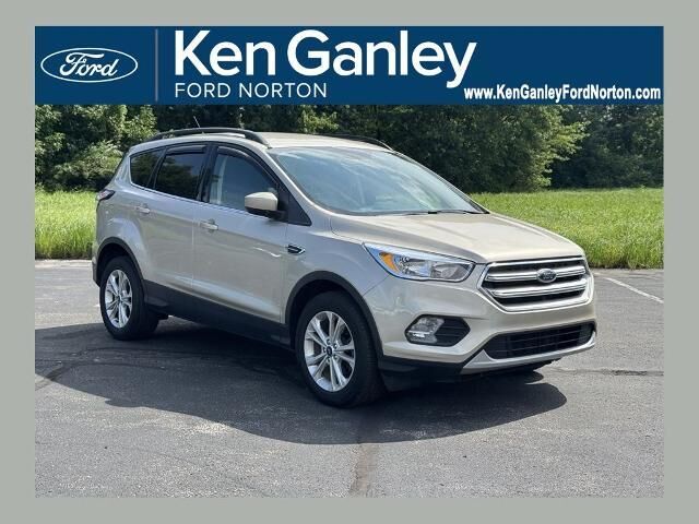 2018 Ford Escape SE — photo 1 of 26