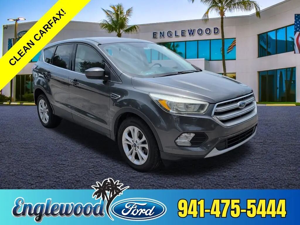 2017 Ford Escape SE — photo 1 of 18