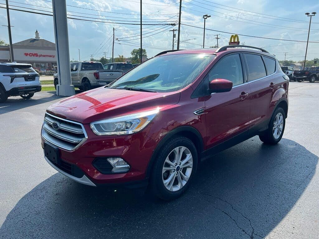 2017 Ford Escape SE — photo 1 of 1