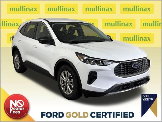 2023 Ford Escape Active — photo 1 of 26
