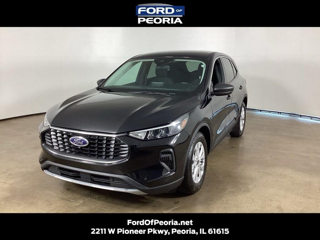 2024 Ford Escape Active — photo 1 of 14