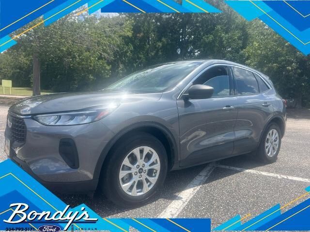 2024 Ford Escape Active — photo 1 of 13
