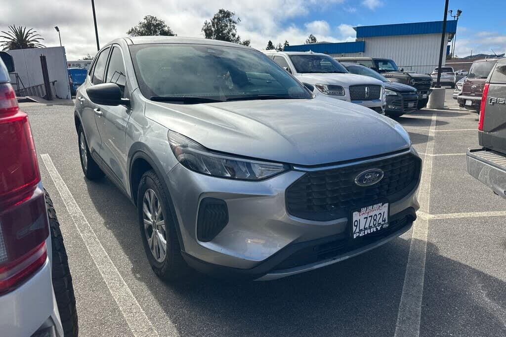 2024 Ford Escape Active — photo 1 of 2