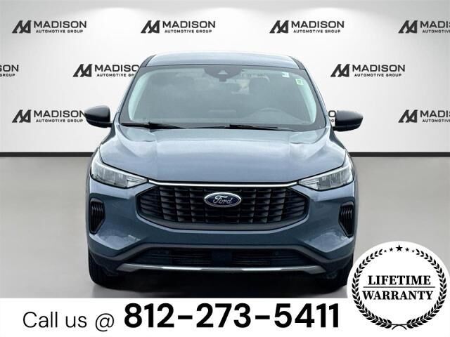2024 Ford Escape Active — photo 1 of 13
