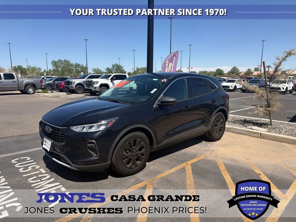 2023 Ford Escape Active — photo 1 of 2