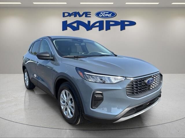 2023 Ford Escape Active — photo 1 of 26