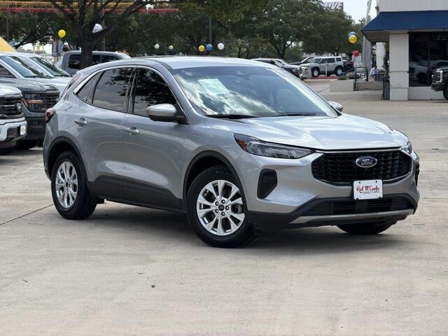2023 Ford Escape Active — photo 1 of 13