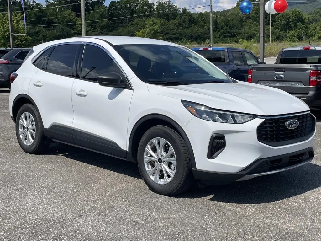 2024 Ford Escape Active — photo 1 of 41