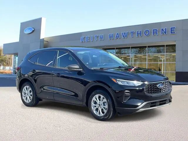 2025 Ford Escape Active — photo 1 of 14