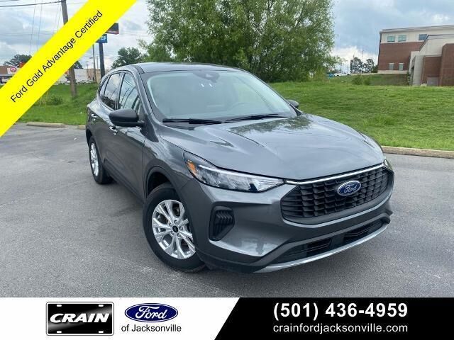 2025 Ford Escape Active — photo 1 of 36