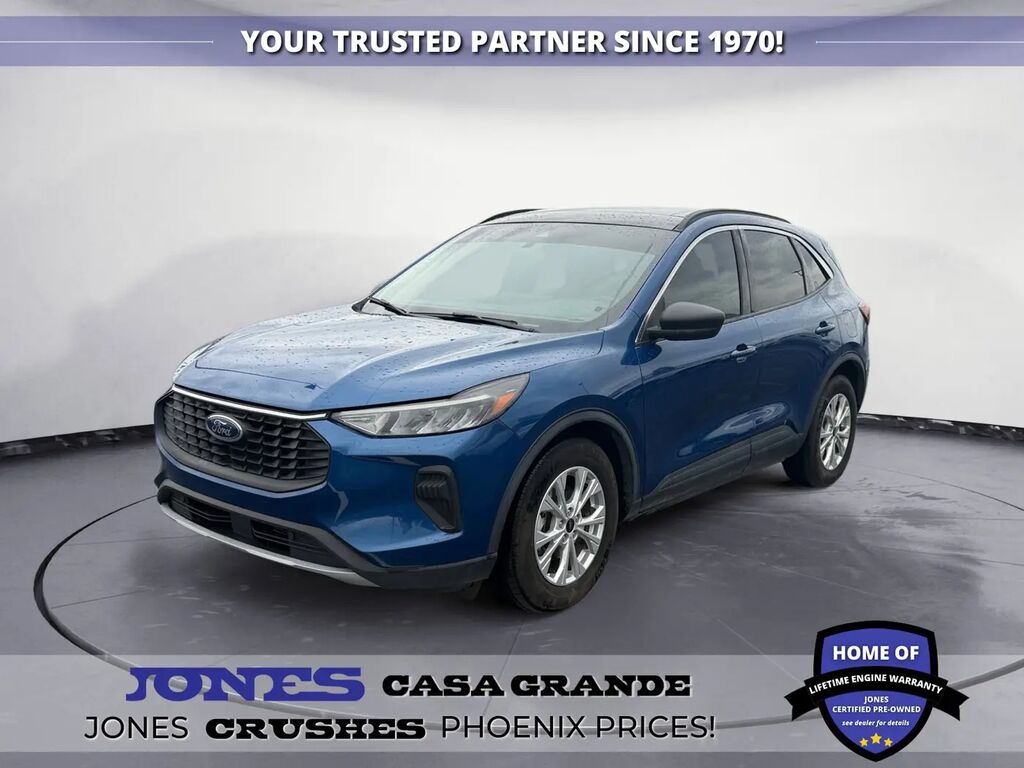 2023 Ford Escape Active — photo 1 of 13
