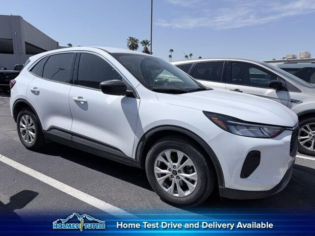 2023 Ford Escape Active — photo 1 of 4