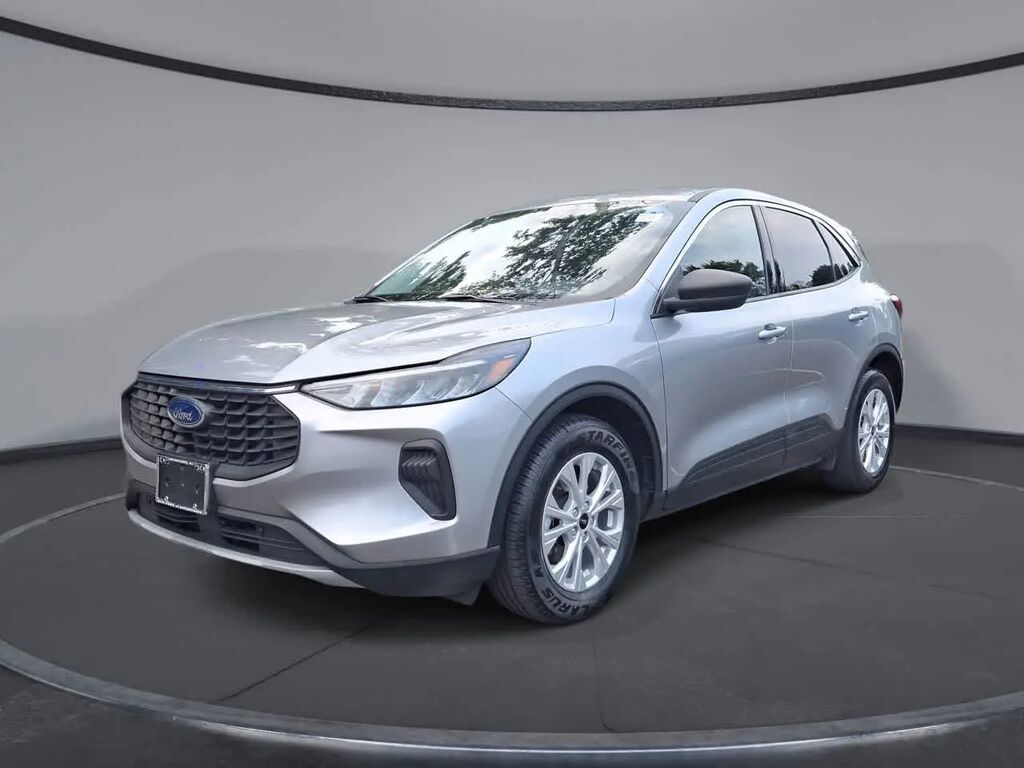 2024 Ford Escape Active — photo 1 of 26