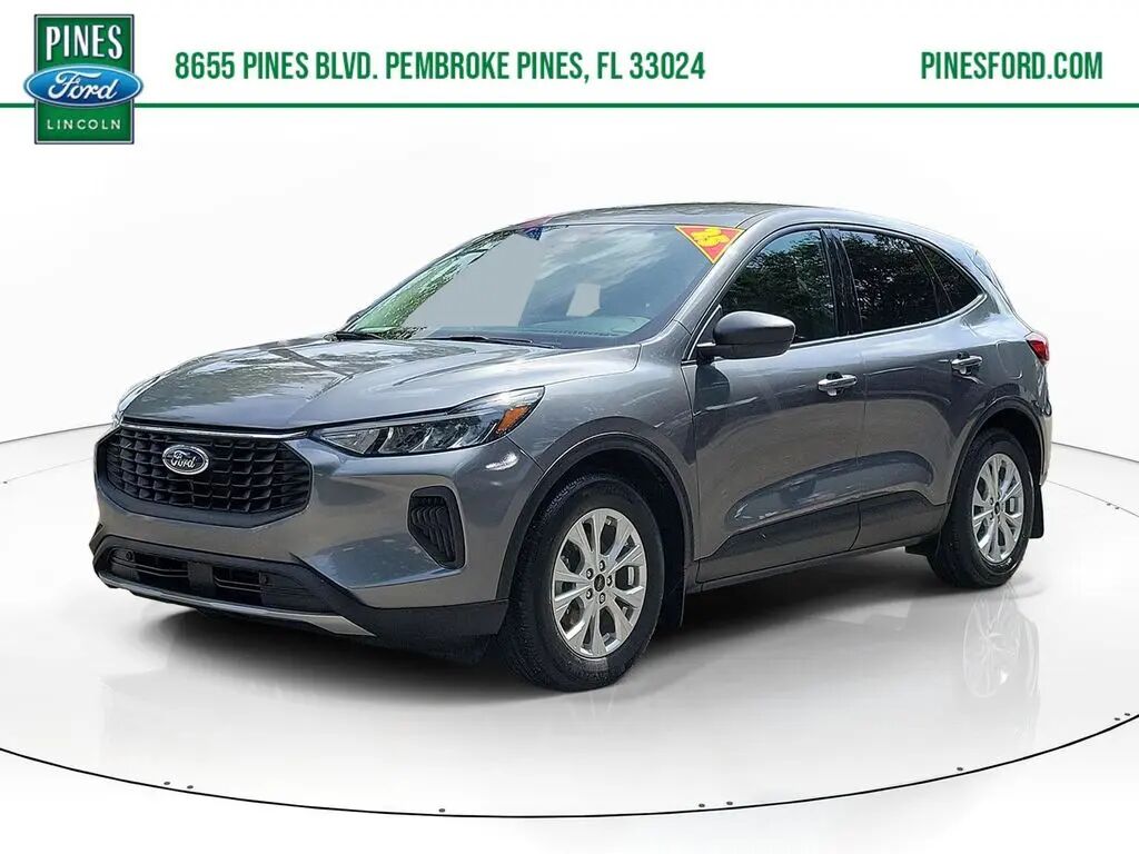 2025 Ford Escape Active — photo 1 of 13