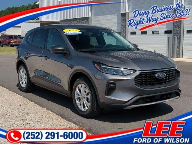 2025 Ford Escape Active — photo 1 of 26