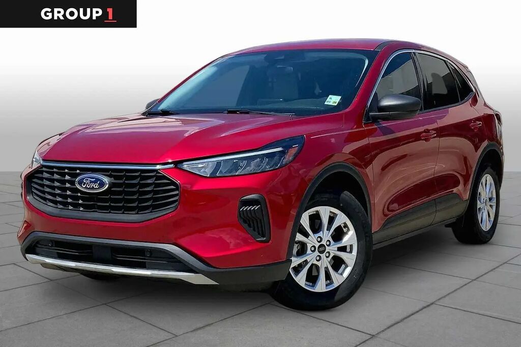 2023 Ford Escape Active — photo 1 of 25