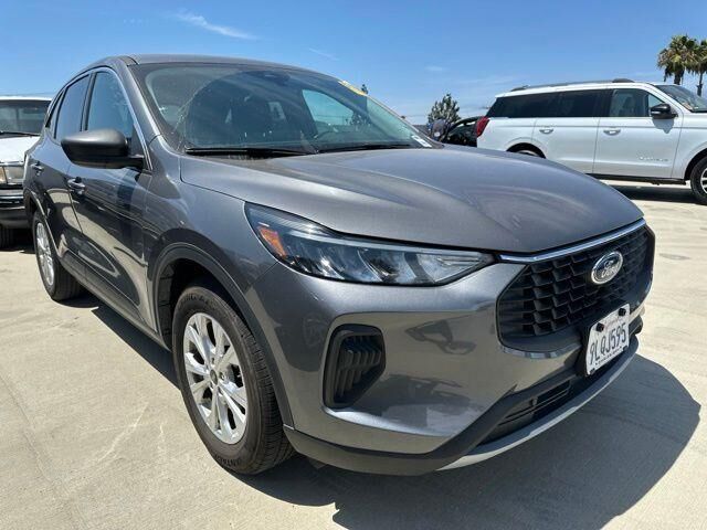 2024 Ford Escape Active — photo 1 of 15