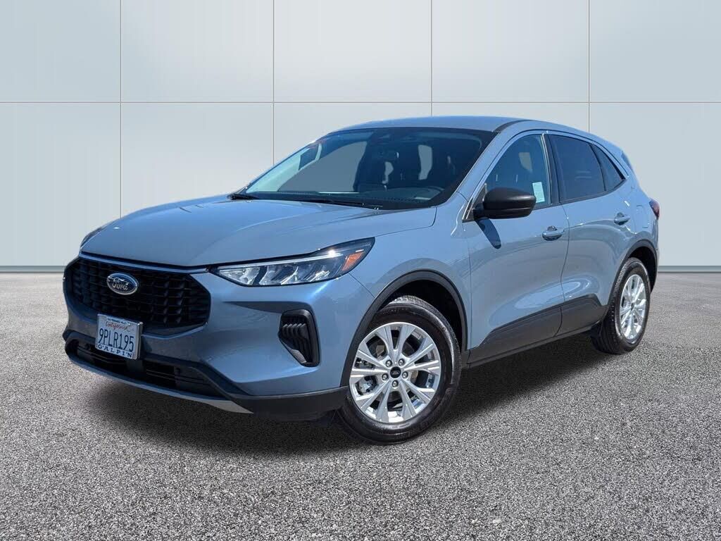 2024 Ford Escape Active — photo 1 of 1
